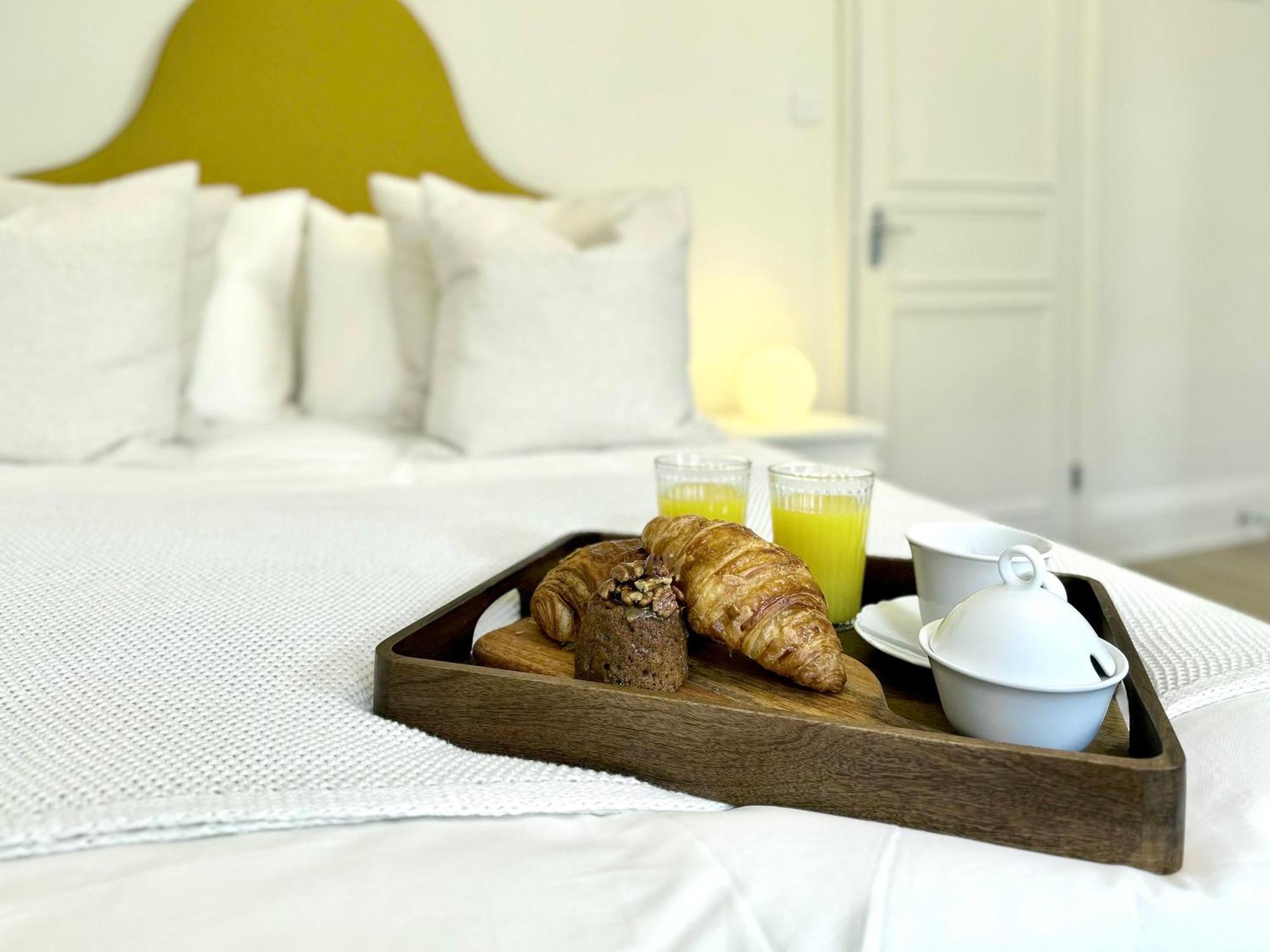 Chic Marylebone Village W Premium Mattress And 55 Inch Tv, By The Design Traveller Londres